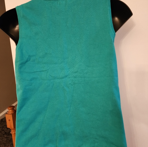 Lilly Pulitzer Top - Picture 9 of 12